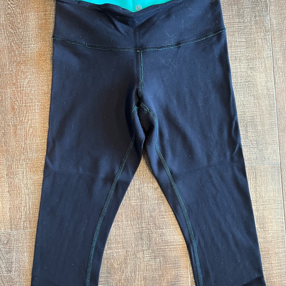 Lululemon Reversible Cropped Leggings